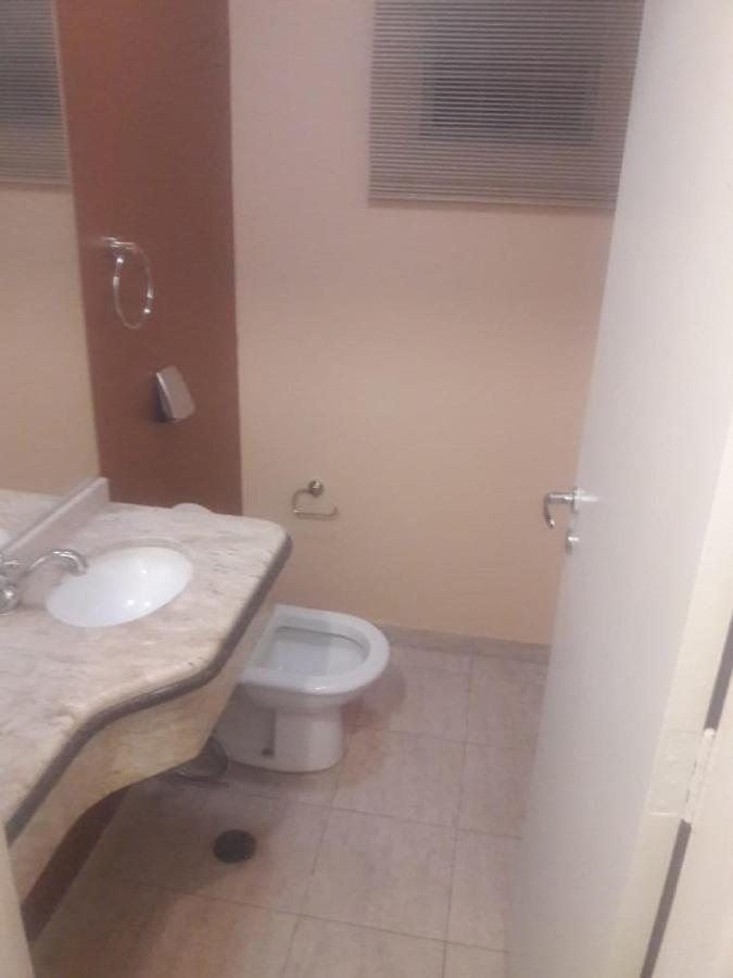 Cascais Hostel Londrina